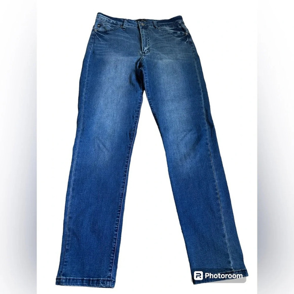 KanCan Medium Wash High Rise Skinny Jean 11/29 - Picture 2 of 10